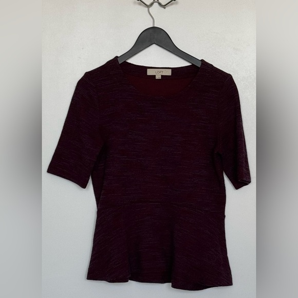 LOFT TOP - WOMEN’S SIZE M - RED / PURPLE - Picture 1 of 2